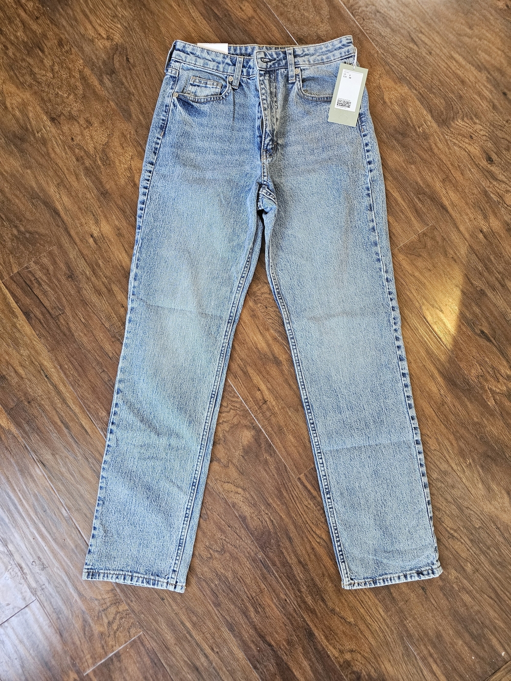 H&M Vintage High-Rise Straight Light Blue Women’s Jeans